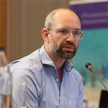 Yves Zinngrebe